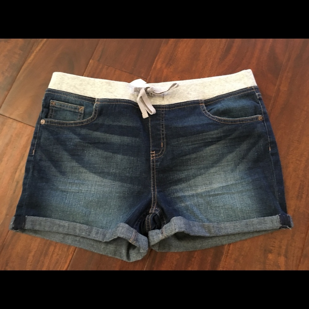 NWT Justice girls denim short with gray waistband